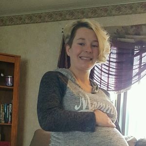 Meet your Posher, Alisha